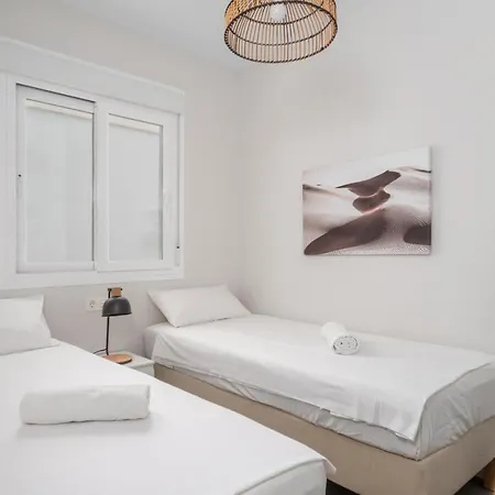 Central Family Accomodation In Fuengirola By Costarentals - Ref 111 Exterior photo