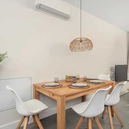 Central Family Accomodation In Fuengirola By Costarentals - Ref 111 Exterior photo